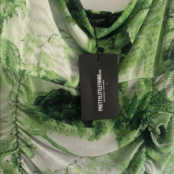 Pretty Little Thing dress - Picture 2 of 4